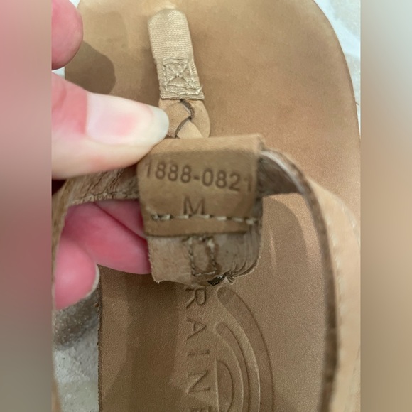Rainbow Sandals T-Street
Single Layer Leather
Sandal in Sierra Brown size Medium - Picture 6 of 9